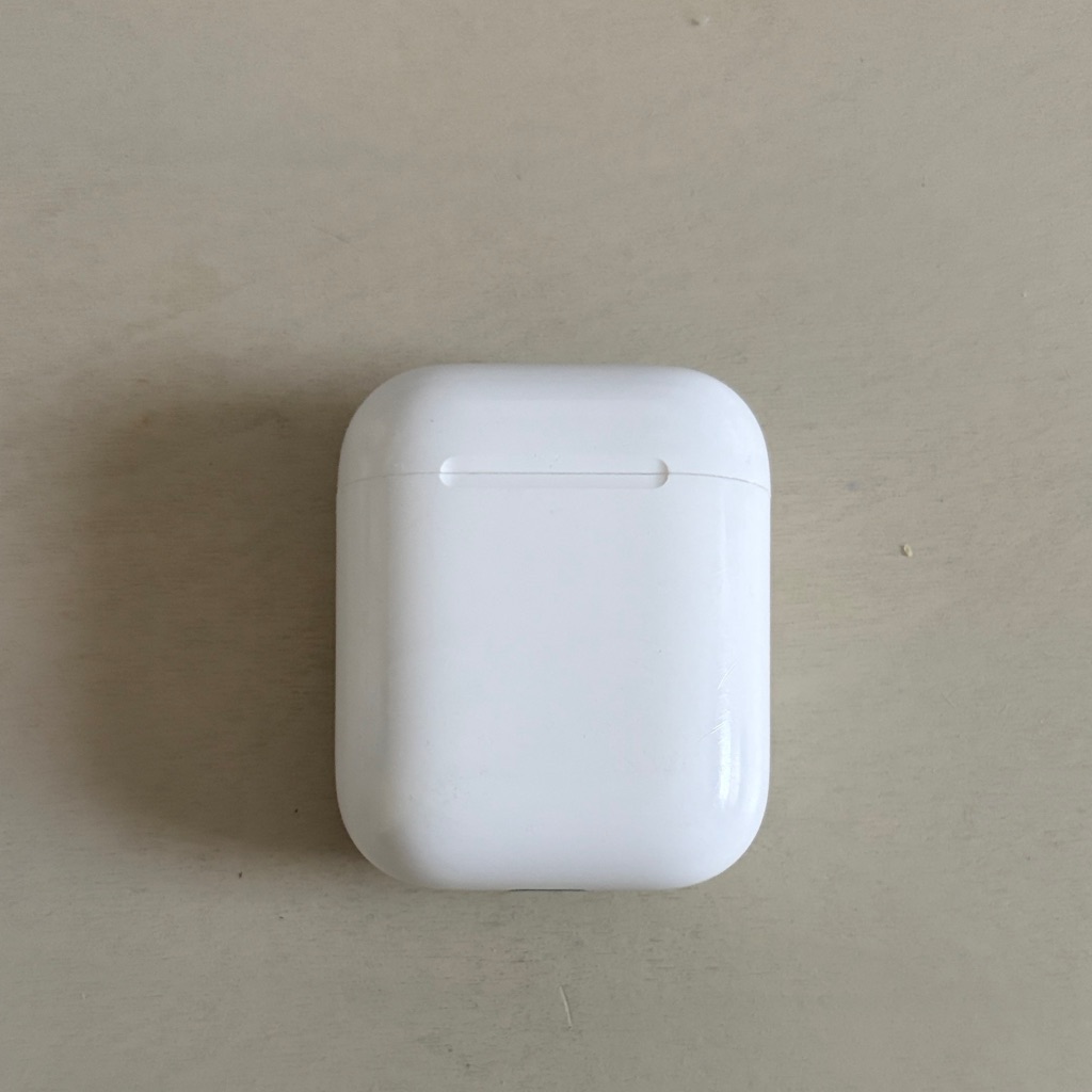 Apple White Airpods 1st Generation Apple White Airpods 1st Generation